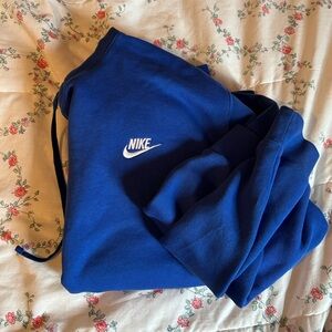 nike hoodie